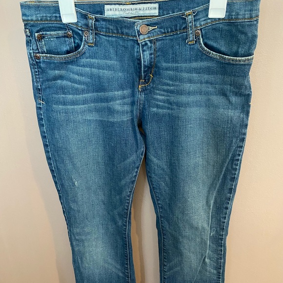 Abercrombie & Fitch Jeans - Picture 2 of 3